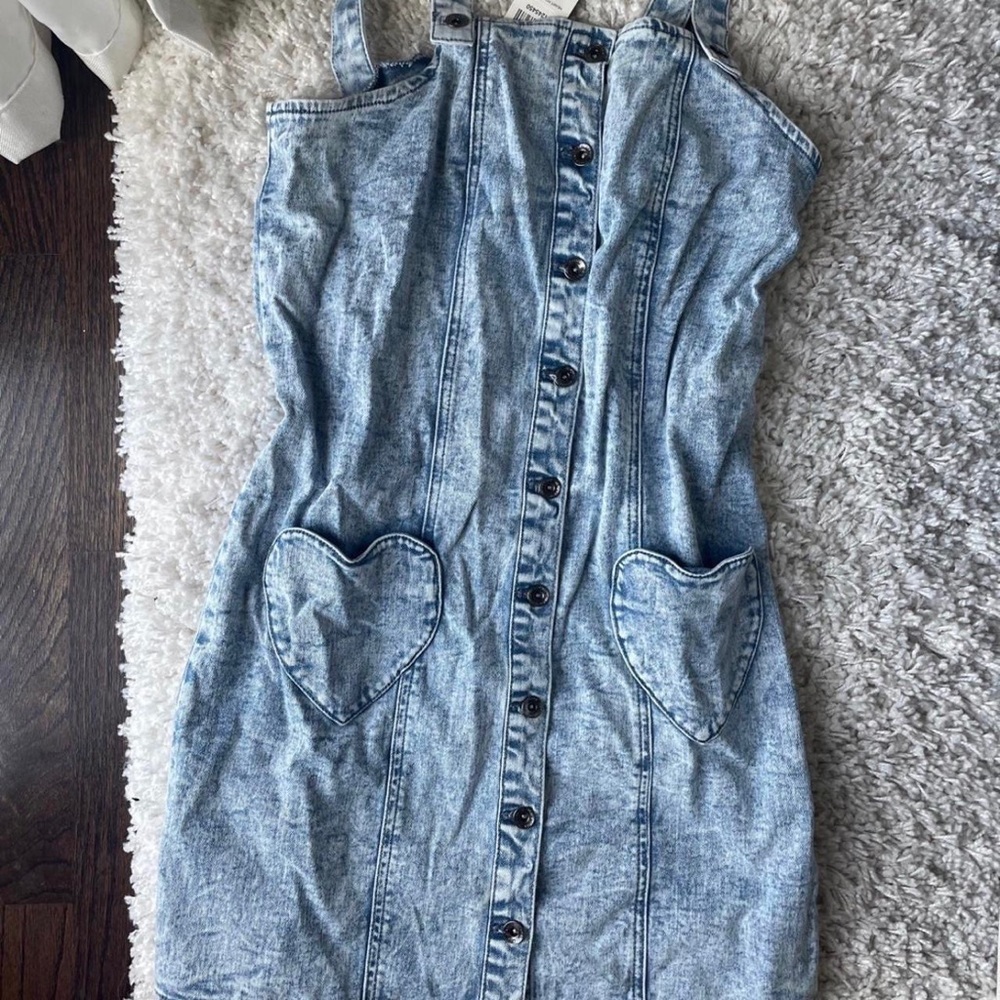 Heart pocket denim dress